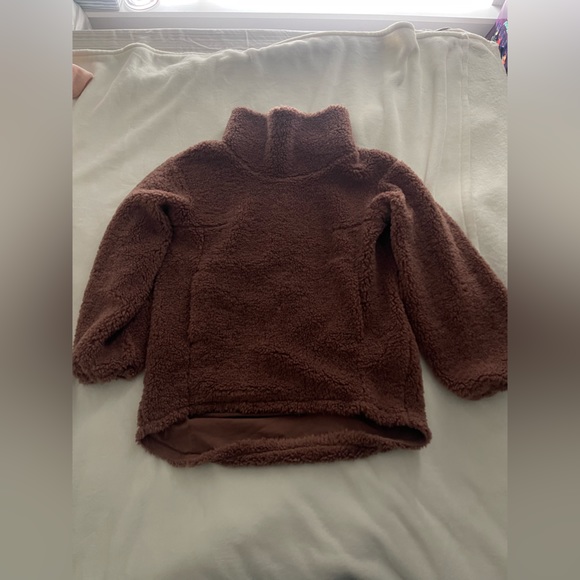 lululemon soft fleece polyester fuzzy mock turtleneck - Picture 4 of 6